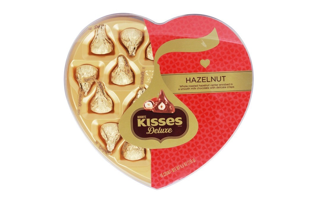 Hershey's Kisses Deluxe Hazelnut Chocolates    Box  155 grams